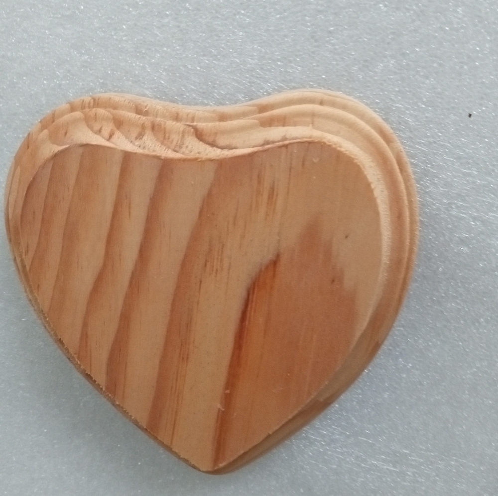 Natural Wood Plaque Heart Decor - 4" x 4" - Picture 10 of 10